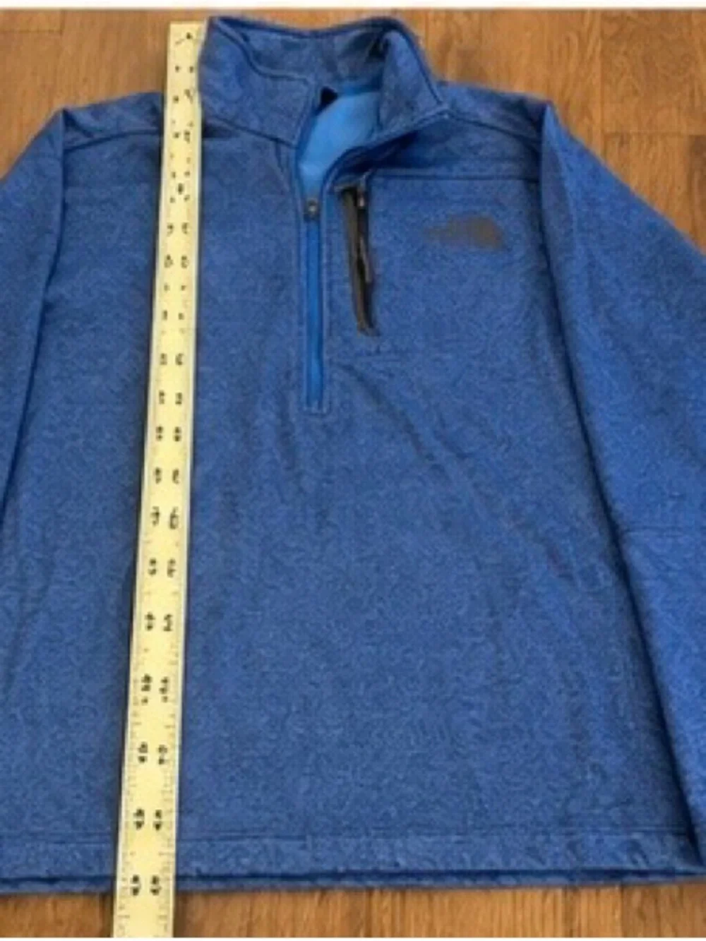 The North Face Men's Heathered Blue Quarter-Zip Pullover